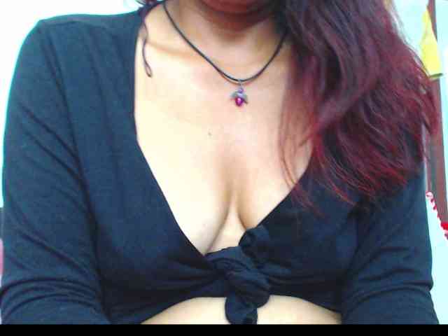 KATYY-HOTTT webcam