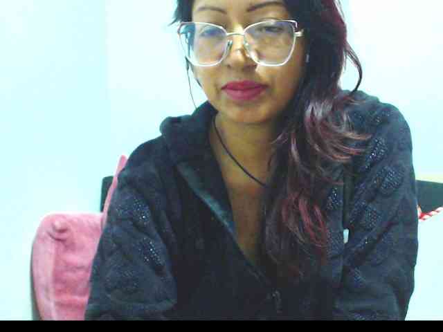 KATYY-HOTTT webcam