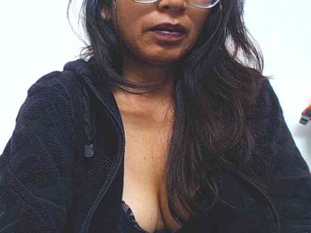 HOTTTSKIN Live Webcam on BongaCams