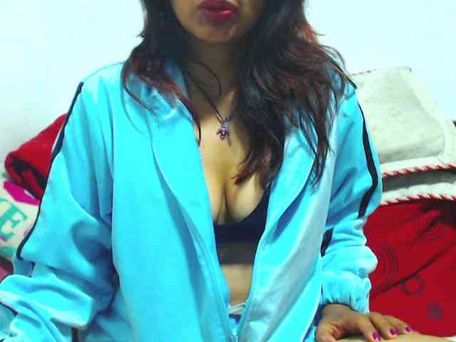 KATYY-HOTTT webcam