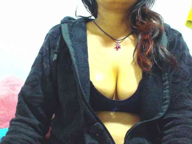 KATYY-HOTTT webcam