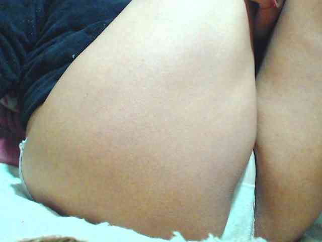 KATYY-HOTTT webcam