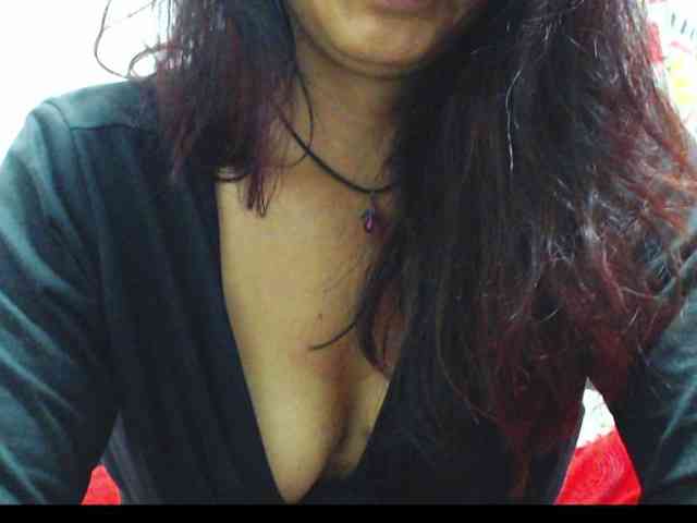 KATYY-HOTTT webcam