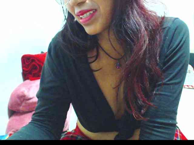 KATYY-HOTTT webcam