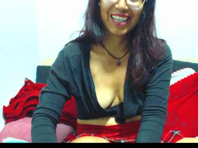 KATYY-HOTTT webcam
