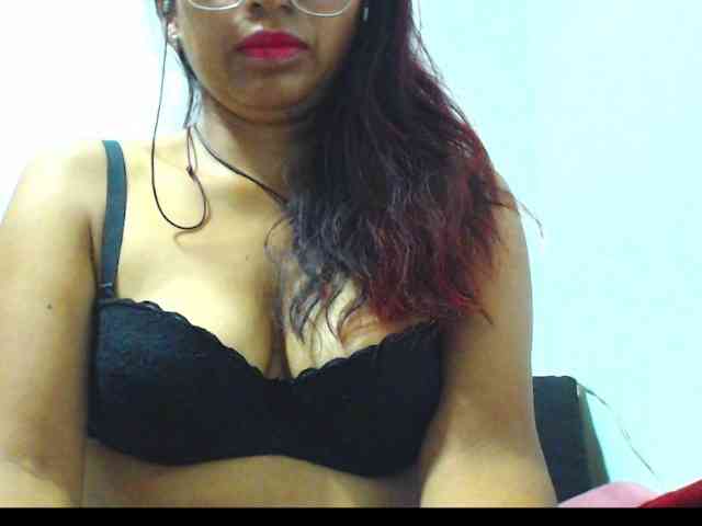 KATYY-HOTTT webcam