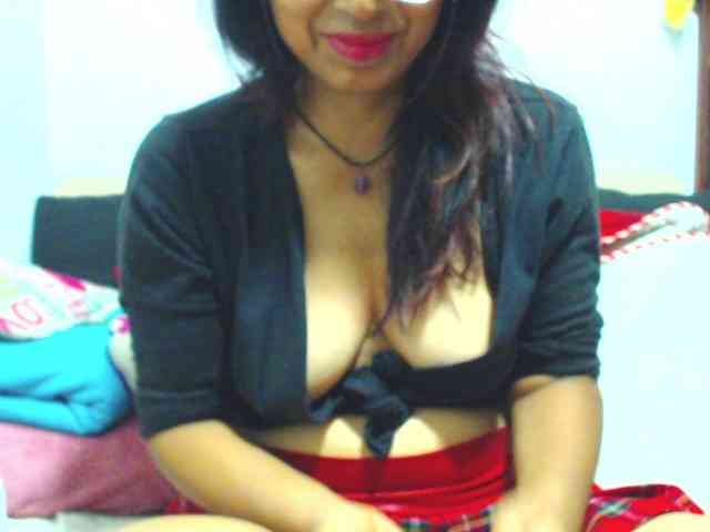 KATYY-HOTTT webcam