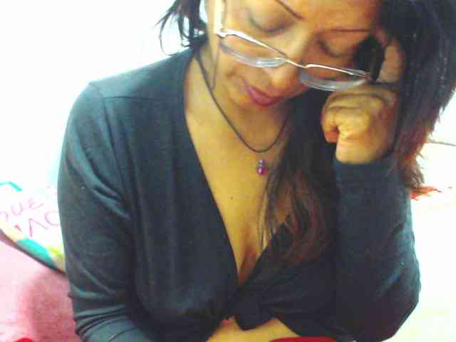 KATYY-HOTTT webcam