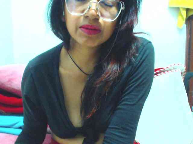 KATYY-HOTTT webcam
