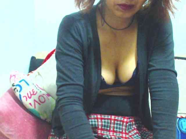 KATYY-HOTTT webcam