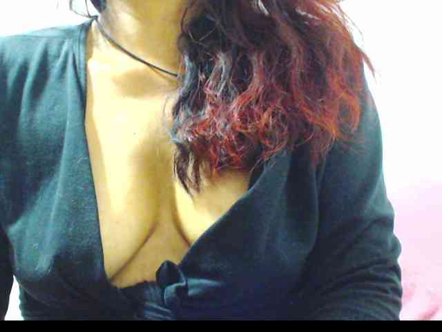 KATYY-HOTTT webcam