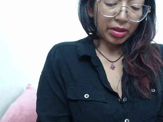 KATYY-HOTTT webcam