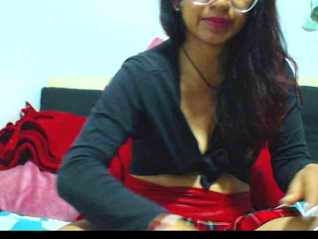KATYY-HOTTT webcam
