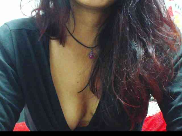 KATYY-HOTTT webcam