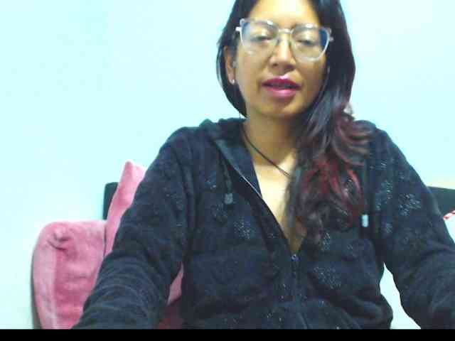 KATYY-HOTTT webcam
