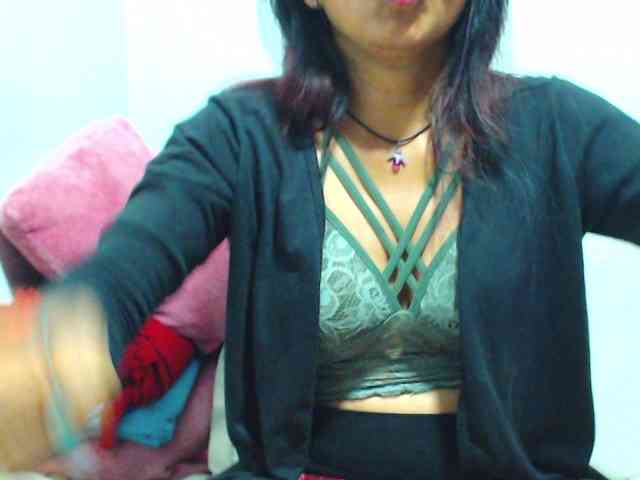 KATYY-HOTTT webcam