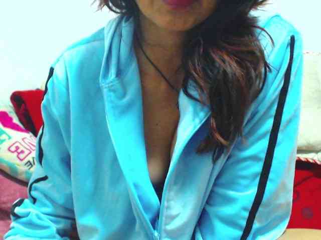 KATYY-HOTTT webcam