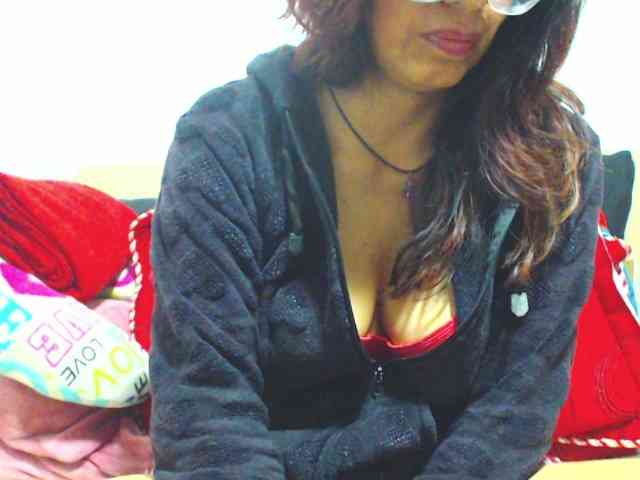 KATYY-HOTTT webcam