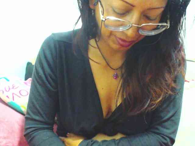 KATYY-HOTTT webcam