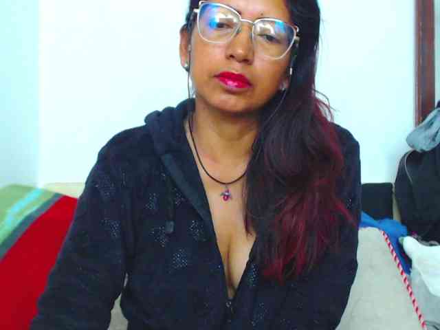 KATYY-HOTTT webcam