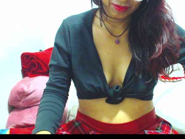 KATYY-HOTTT webcam