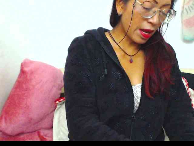 KATYY-HOTTT webcam