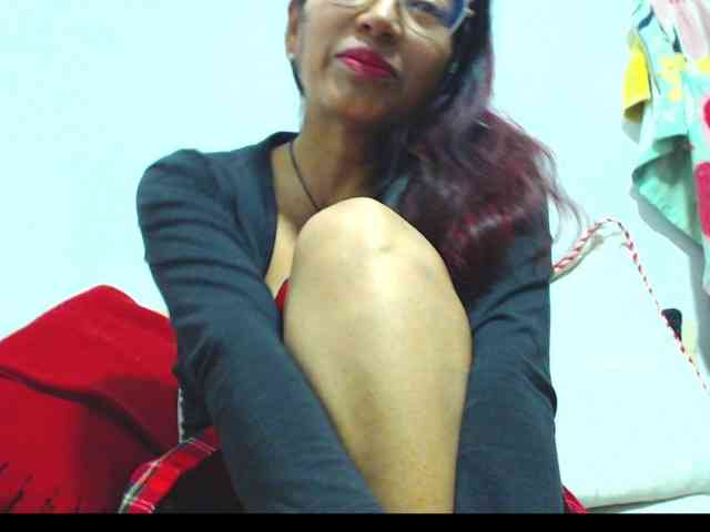 KATYY-HOTTT webcam