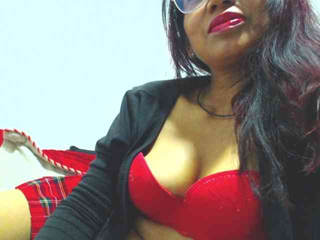 KATYY-HOTTT webcam