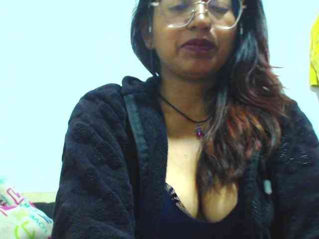 KATYY-HOTTT webcam