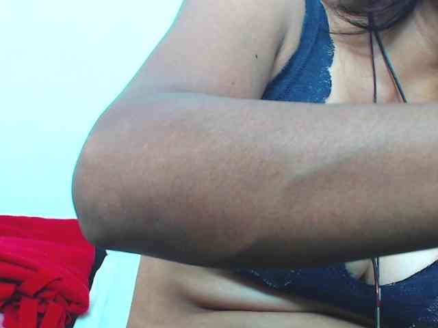 KATYY-HOTTT webcam
