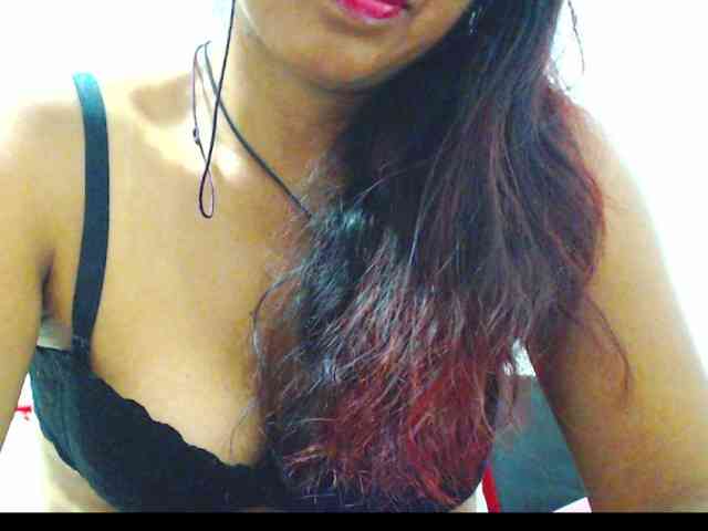 KATYY-HOTTT webcam