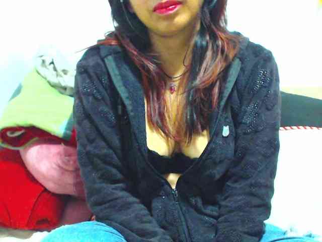 KATYY-HOTTT webcam