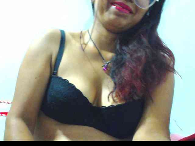 KATYY-HOTTT webcam