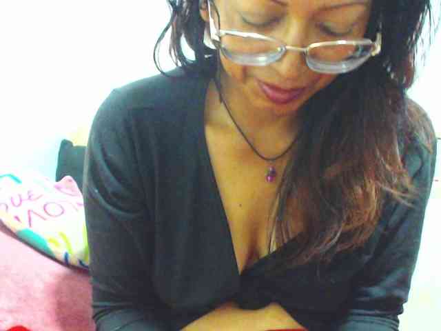 KATYY-HOTTT webcam