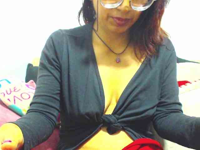 KATYY-HOTTT webcam