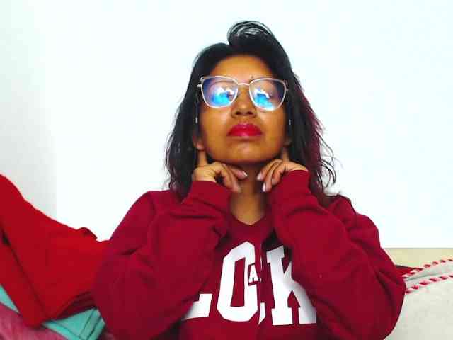 KATYY-HOTTT webcam