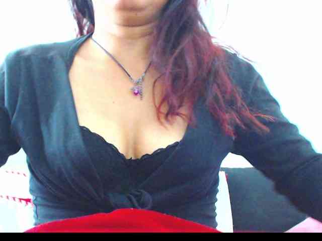 KATYY-HOTTT webcam