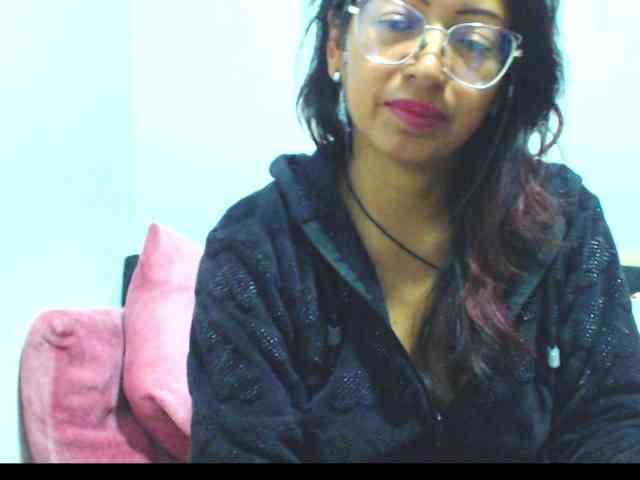 KATYY-HOTTT webcam