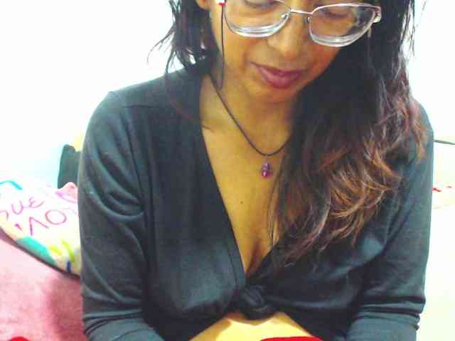 KATYY-HOTTT webcam