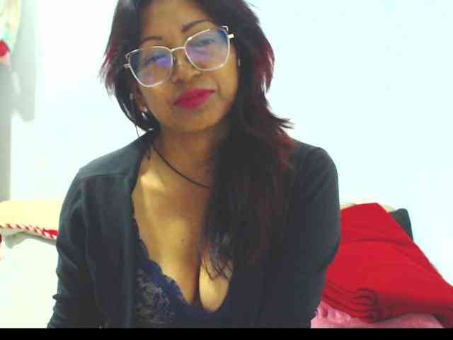 KATYY-HOTTT webcam