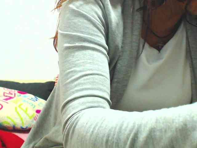 KATYY-HOTTT webcam