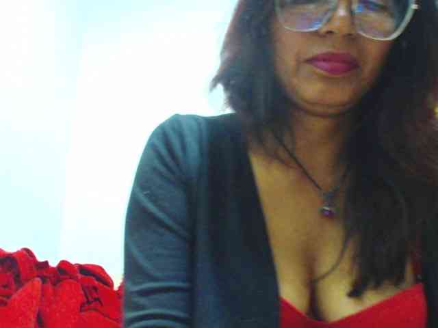KATYY-HOTTT webcam