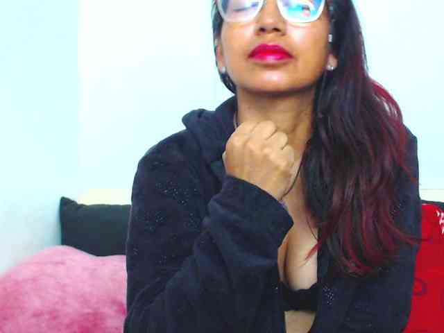 KATYY-HOTTT webcam