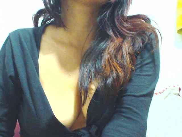 KATYY-HOTTT webcam
