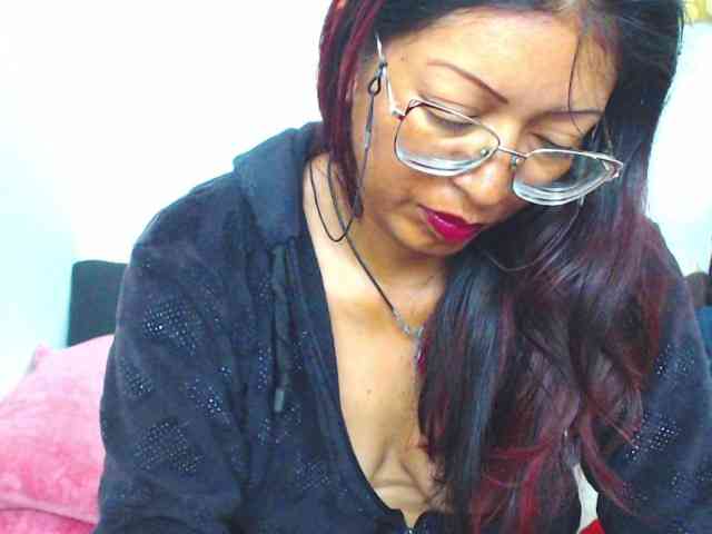 KATYY-HOTTT webcam