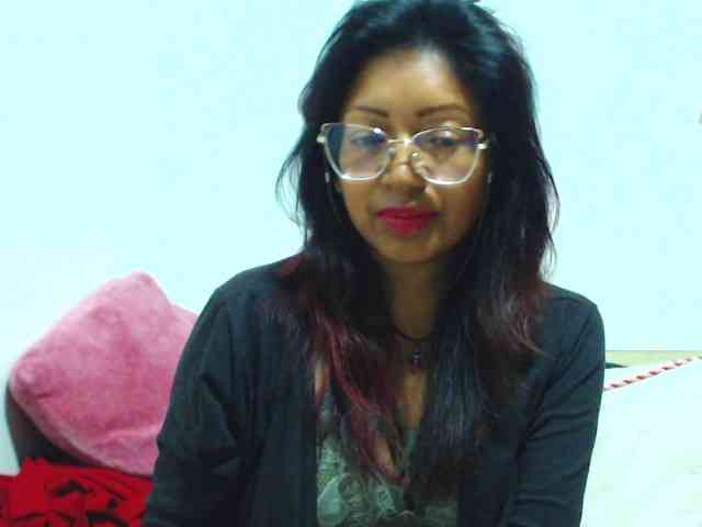 KATYY-HOTTT webcam