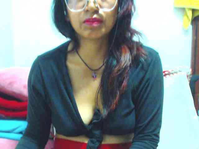 KATYY-HOTTT webcam