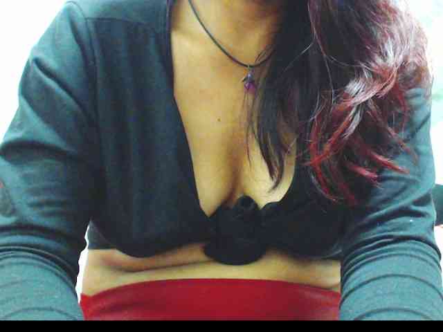 KATYY-HOTTT webcam