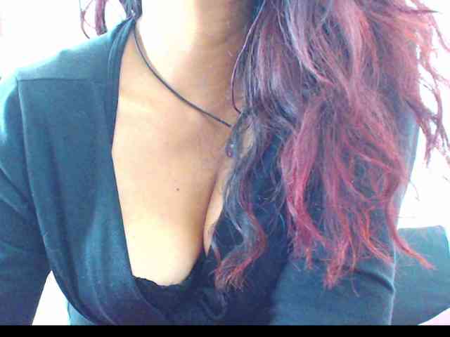 KATYY-HOTTT webcam