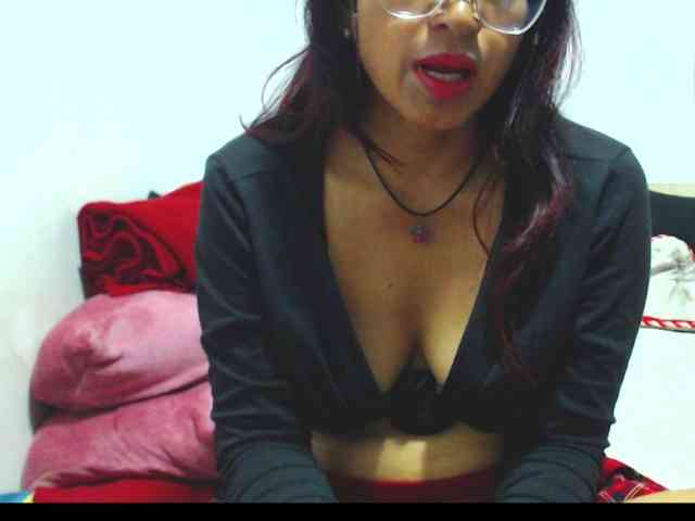 KATYY-HOTTT webcam